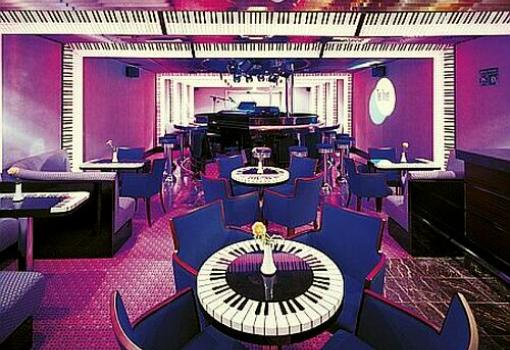 Piano Bar